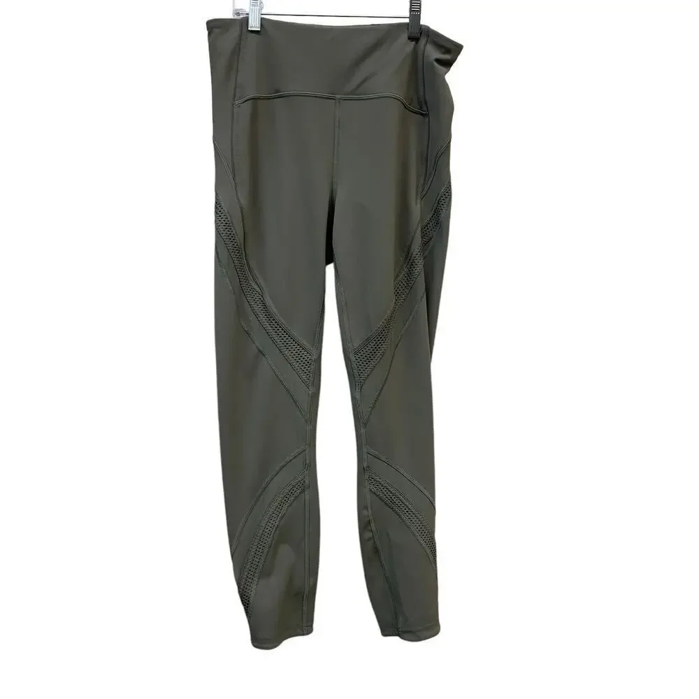 Lululemon Bootcamp Ready Tight 25